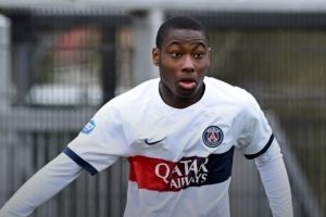 队报:16岁小将大卫-博利加入巴黎一线队训练,有机会进轮换阵容