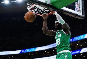 科塔:对手把我们射手防得很紧 我要吸引防守并接应队友