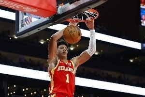 杰伦约今日30分7断三双多难?历史仅7人 上次16年前 神将盖帽上双