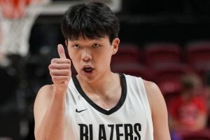 媒体人:杨瀚森若可达到NBA对抗&体能&防守要求 进攻选择会更丰富