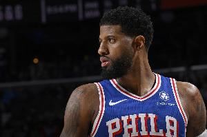 抬手就有!乔治复出赛季首秀 侧翼速射三分一箭穿心